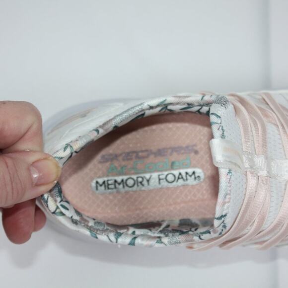 Skechers Slip On White Sneaker with Pink Ribbon Lace Size 9 - Picture 7 of 11